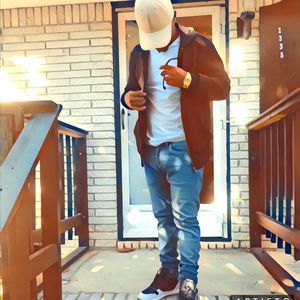 Meet your Posher, Larry